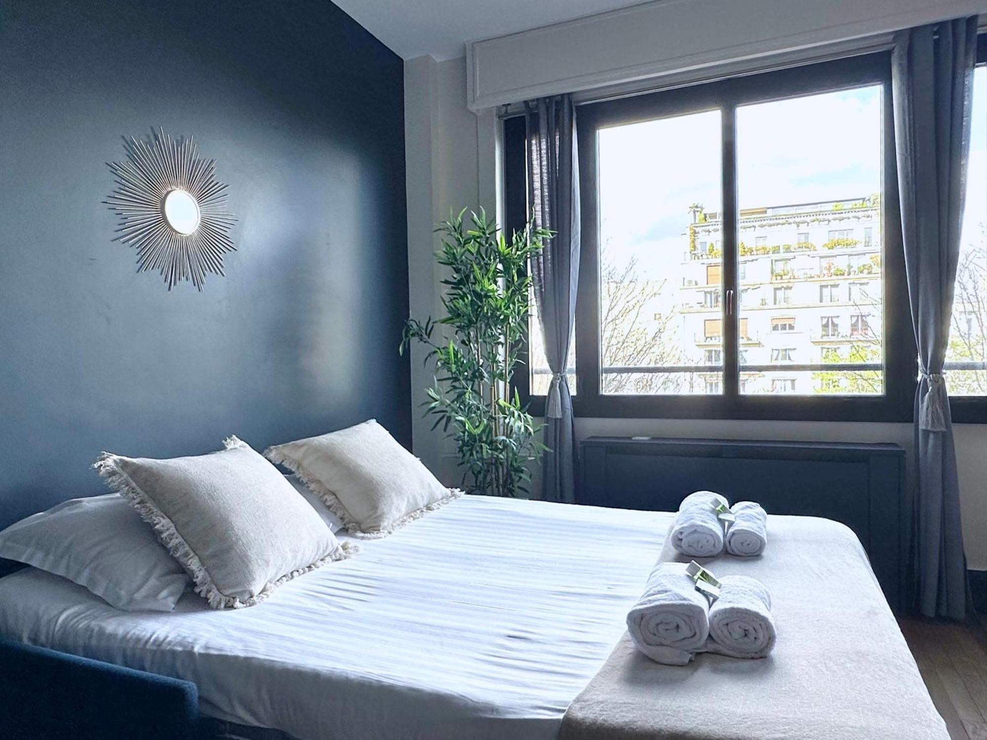 Stylish Apartment With A Balcony In Paris Exterior foto